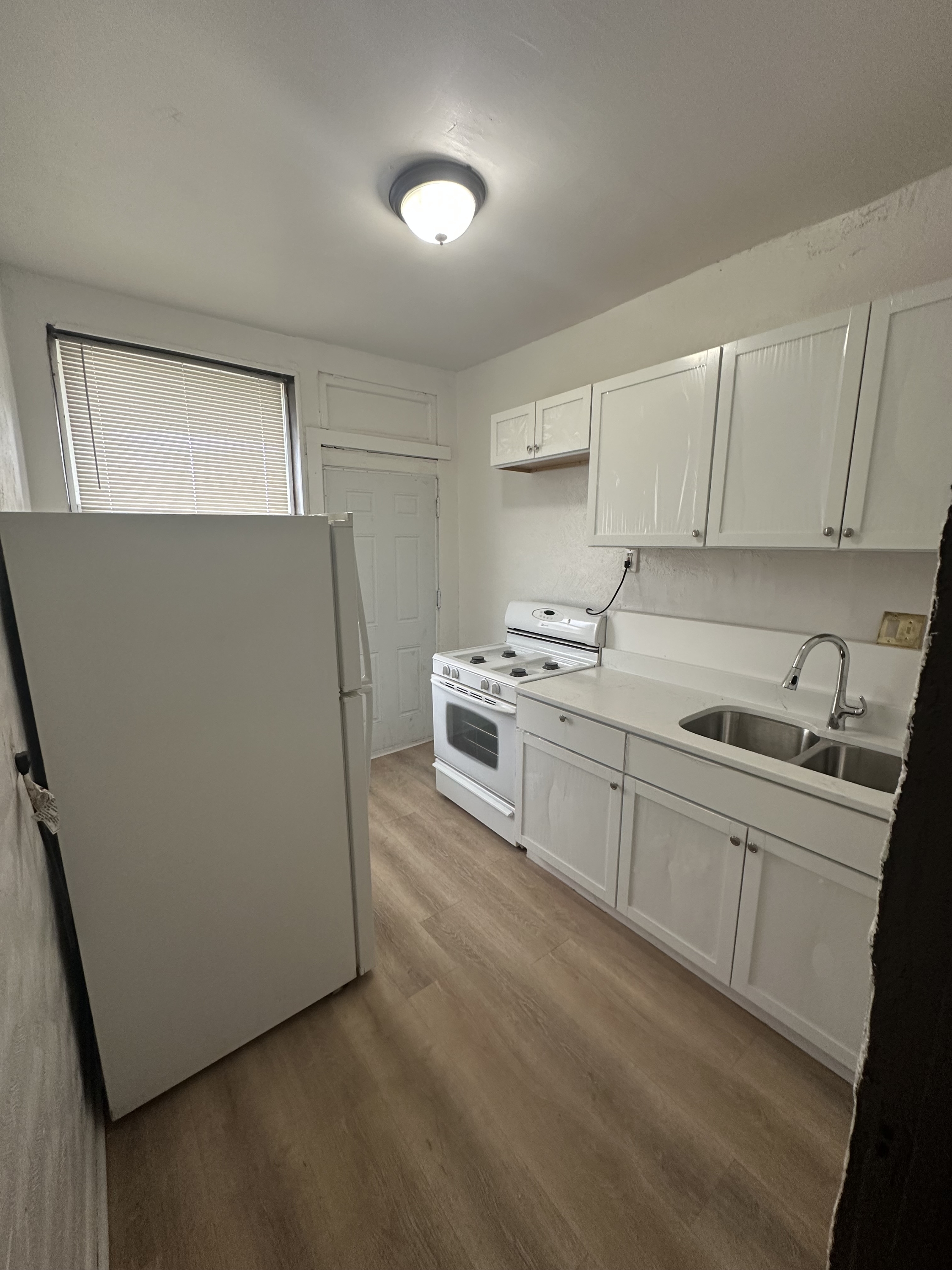 121 E 59th St - 3